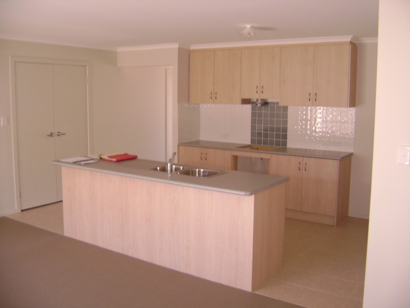 1  Currawong Street, Burton SA 5110