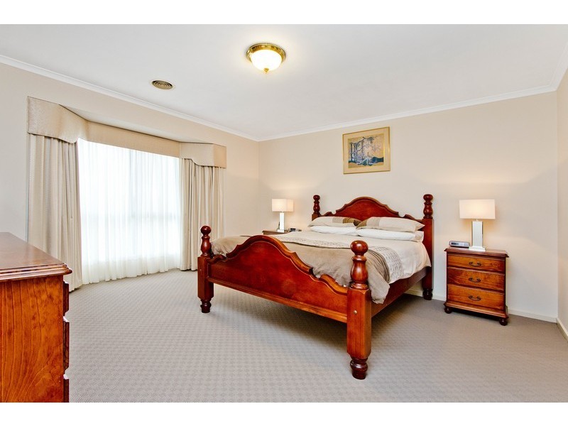 25 Petworth Parade, Greenwith SA 5125