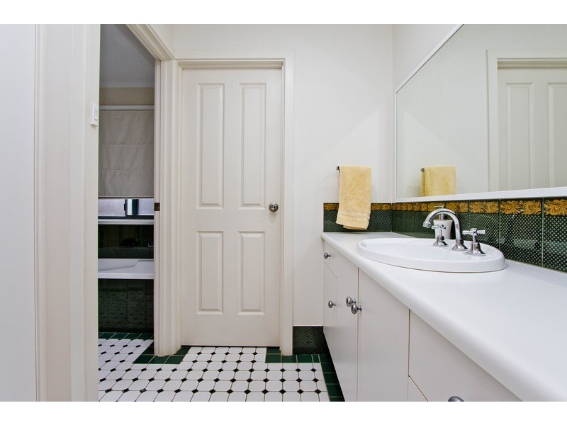 25 Petworth Parade, Greenwith SA 5125