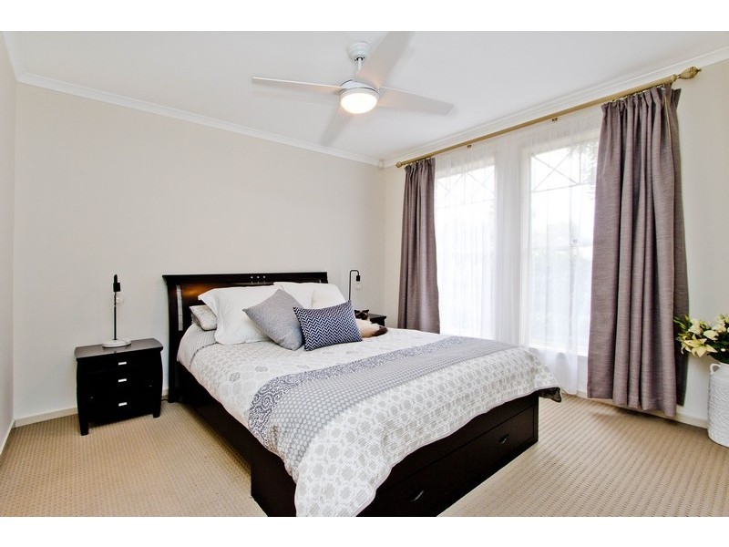 10 Minerva Crescent, Modbury Heights SA 5092