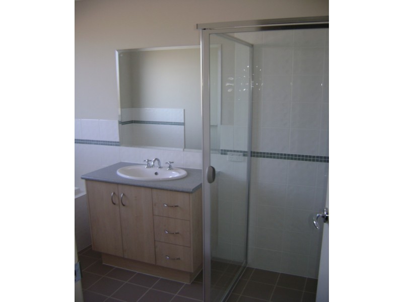 1 Currawong Avenue, Burton SA 5110