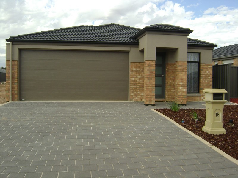 15 Sittella Avenue, Burton SA 5110