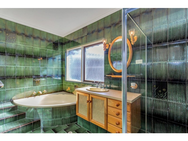 109 Lochside Drive, West Lakes SA 5021