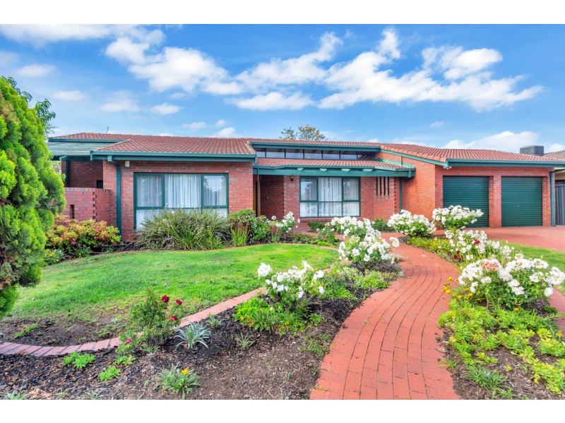 109 Lochside Drive, West Lakes SA 5021