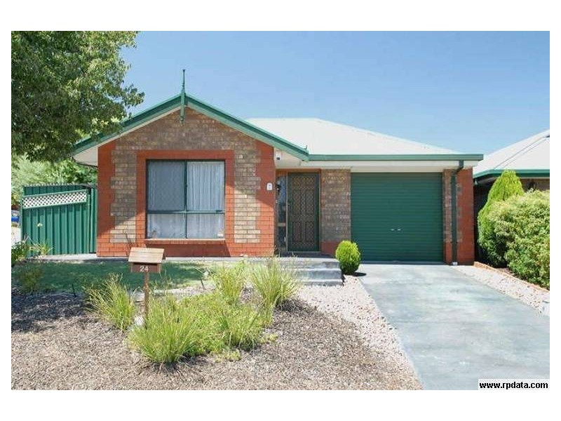 24 McIntosh Court, Wynn Vale SA 5127