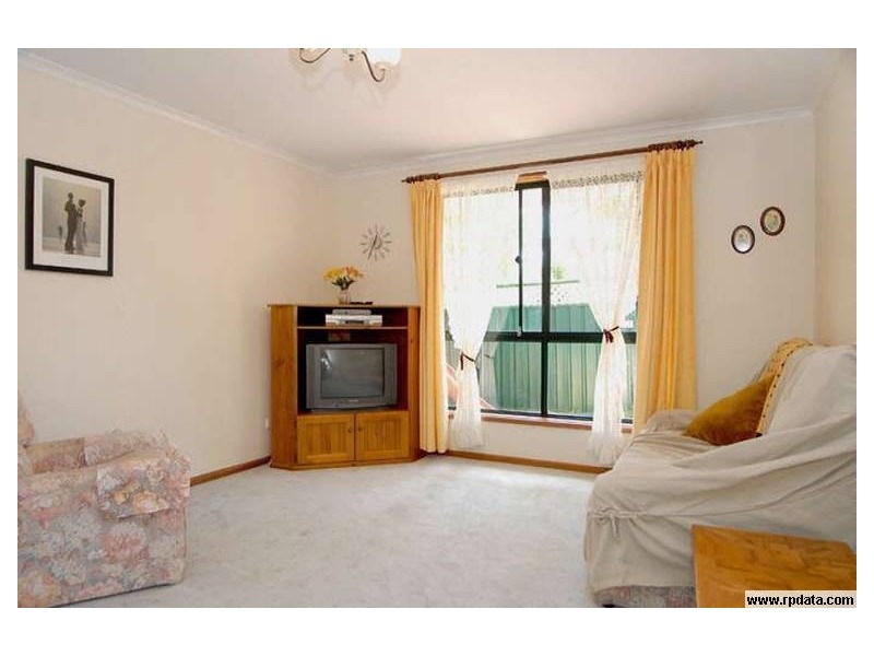 24 McIntosh Court, Wynn Vale SA 5127