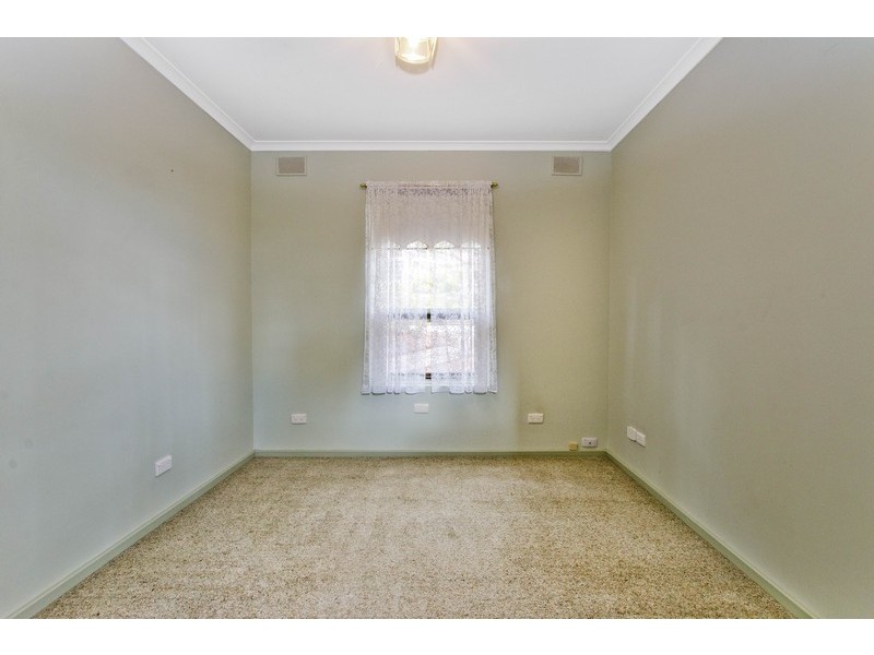 11 Woona Court, Banksia Park SA 5091