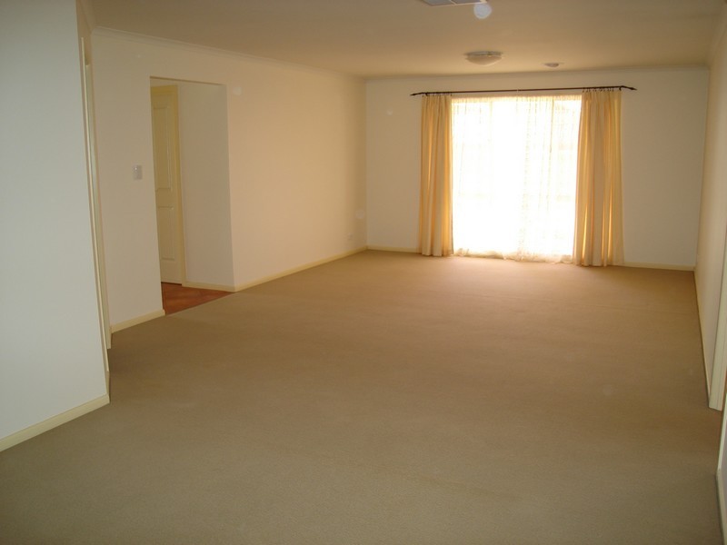 6 Claremont Road, Golden Grove SA 5125