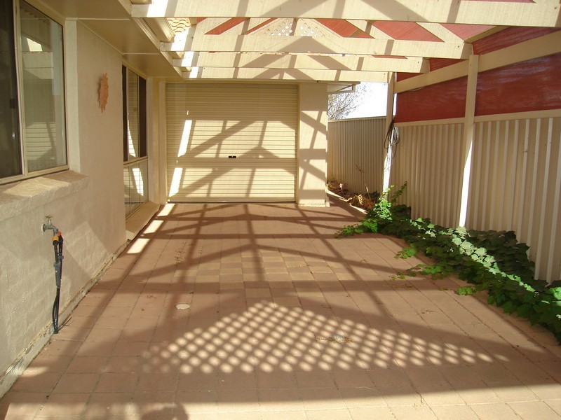 6 Claremont Road, Golden Grove SA 5125