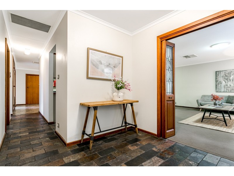 10 Gruen Court, St Agnes SA 5097