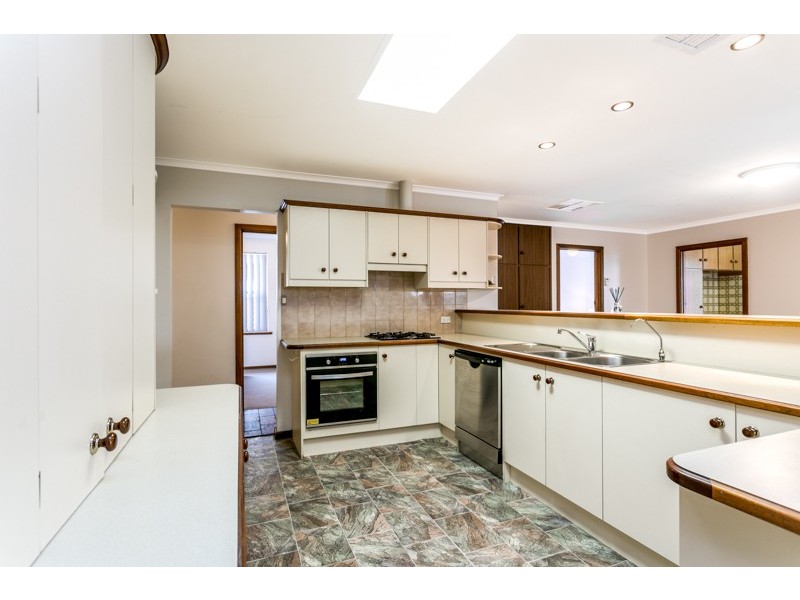 10 Gruen Court, St Agnes SA 5097