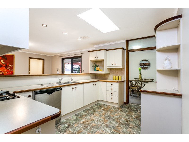 10 Gruen Court, St Agnes SA 5097