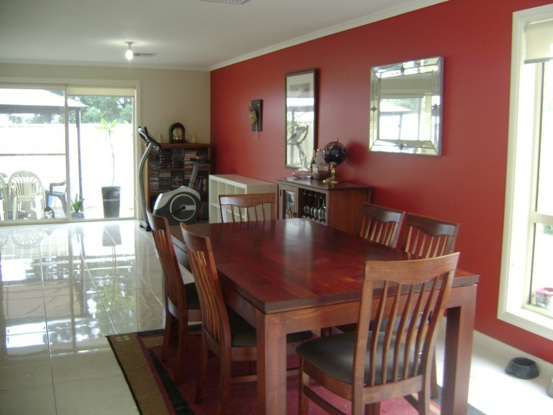 30b Warren Road, Para Hills West SA 5096