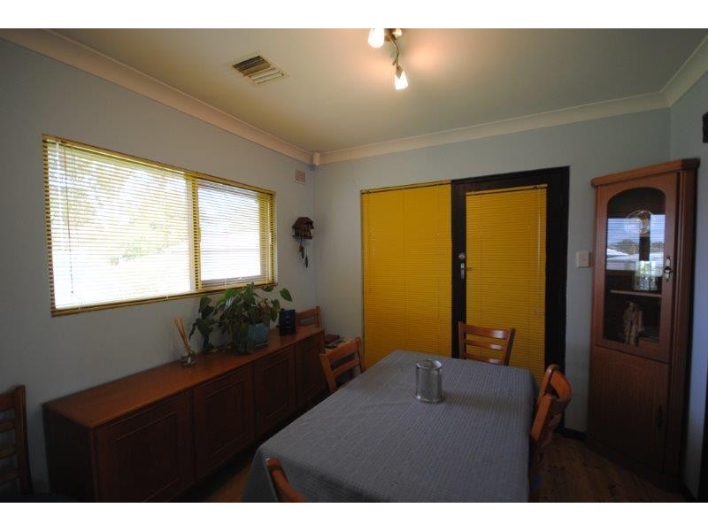 23 Newcombe Drive, Gilles Plains SA 5086