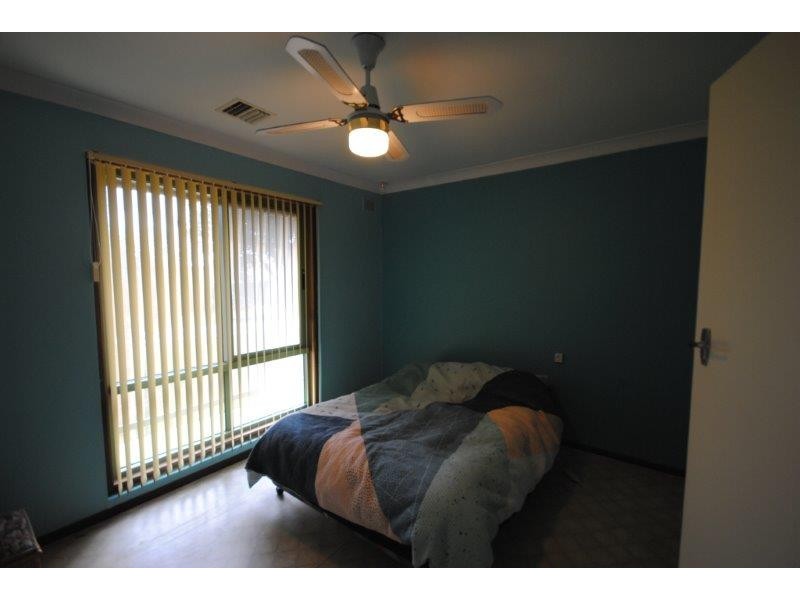 23 Newcombe Drive, Gilles Plains SA 5086