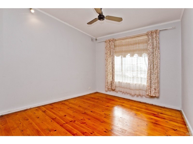 5 CREMIN STREET, Fairview Park SA 5126