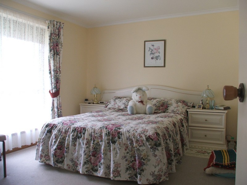 17 Dotterel Court, Wynn Vale SA 5127