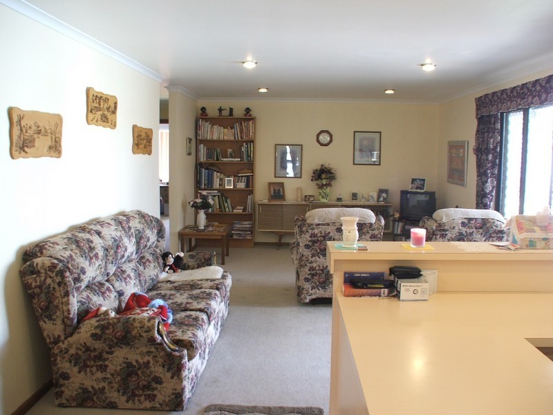 17 Dotterel Court, Wynn Vale SA 5127