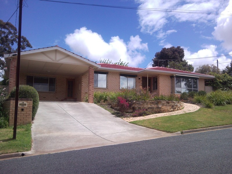 38 Kirrawee Drive, Redwood Park SA 5097