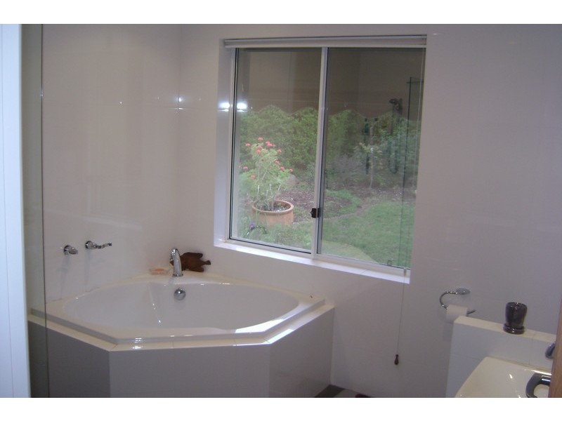 38 Kirrawee Drive, Redwood Park SA 5097