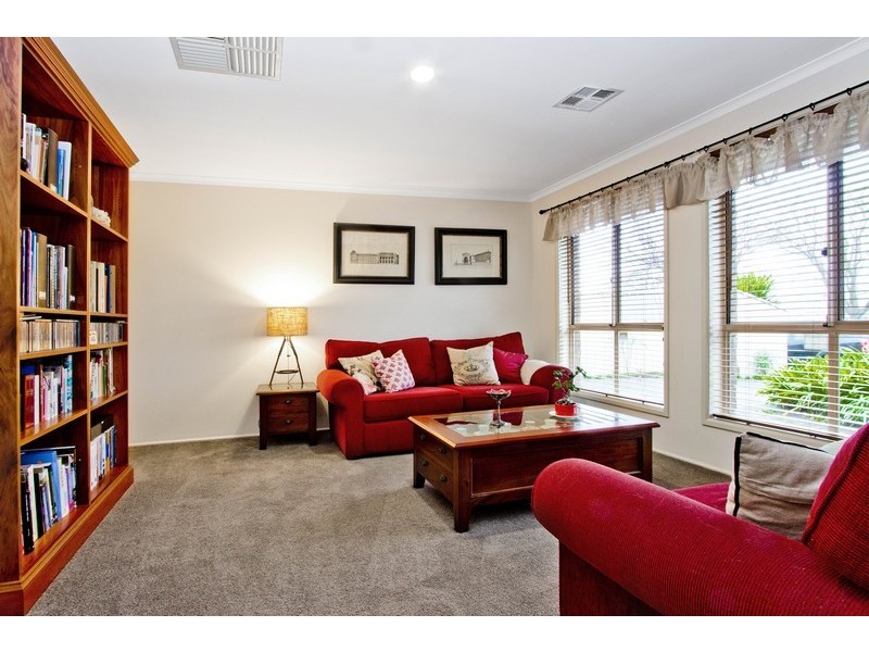 4 AMISFIELD CRESCENT, Greenwith SA 5125