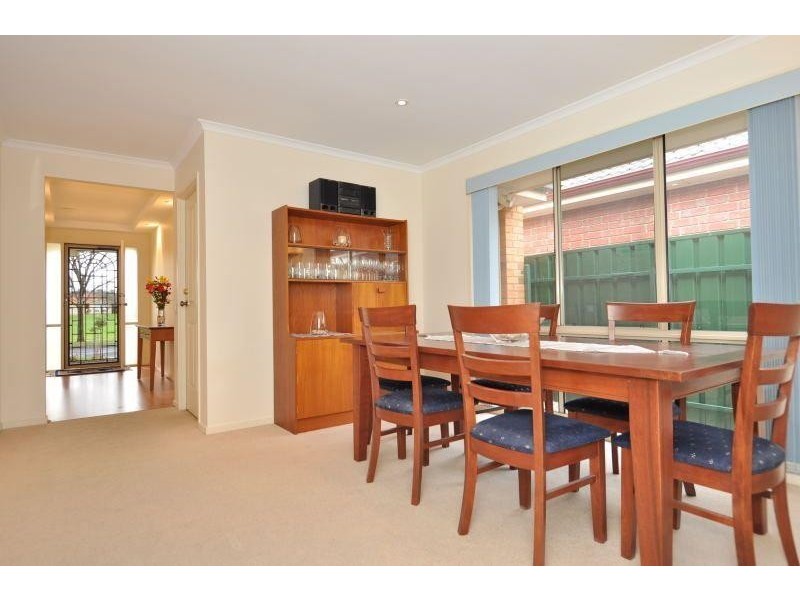 15 Knightsbridge Terrace, Oakden SA 5086