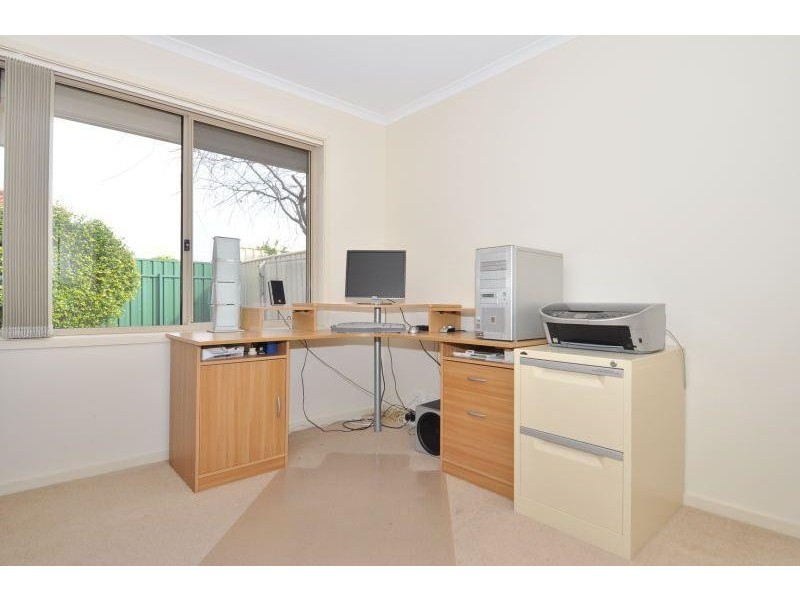 15 Knightsbridge Terrace, Oakden SA 5086