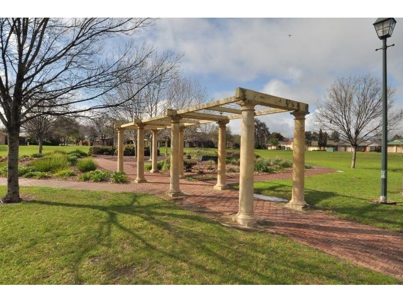 15 Knightsbridge Terrace, Oakden SA 5086