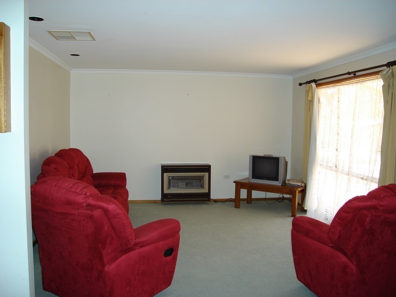 10 Blanche Court, Roxby Downs SA 5725