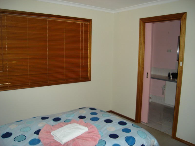 10 Blanche Court, Roxby Downs SA 5725