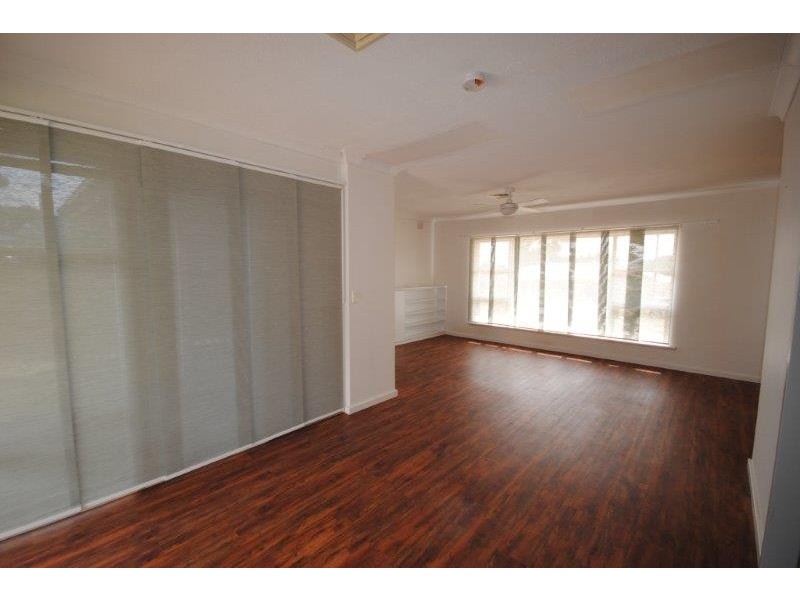 17 Cremin Street, Fairview Park SA 5126