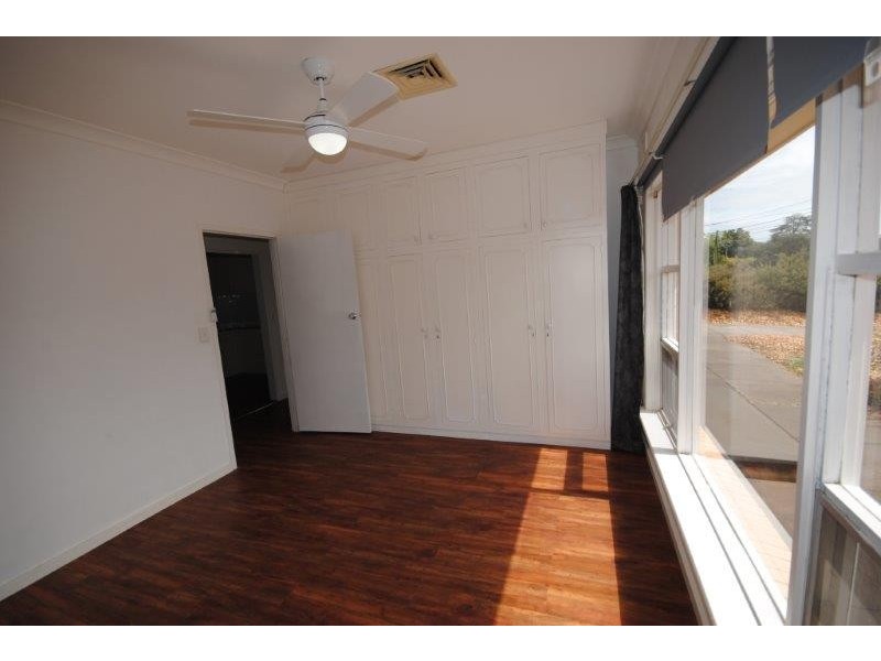 17 Cremin Street, Fairview Park SA 5126