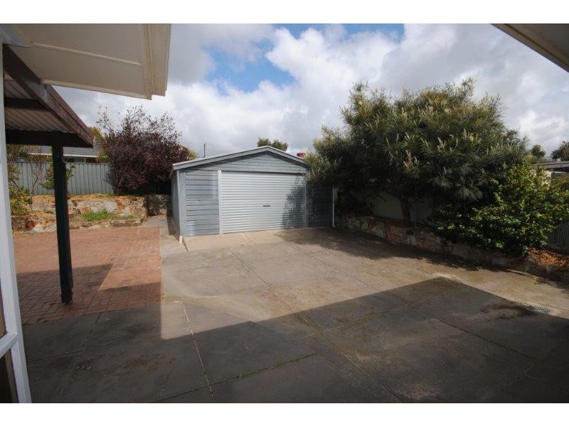 17 Cremin Street, Fairview Park SA 5126