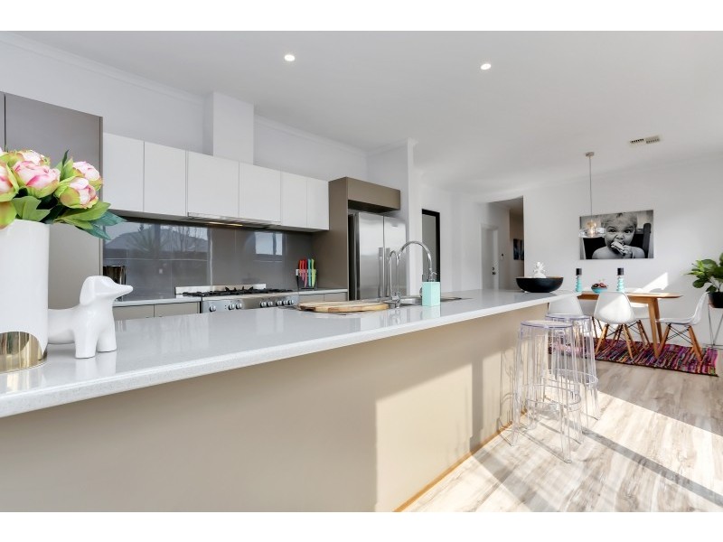 6 Burnlea parade, Blakeview SA 5114