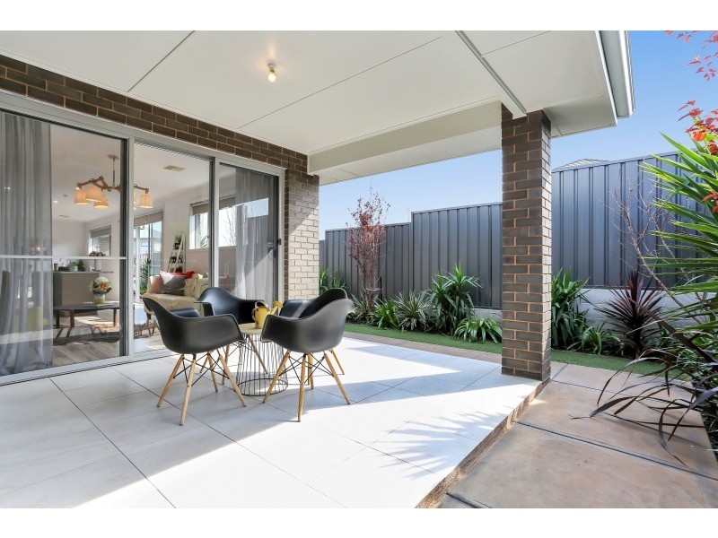 6 Burnlea parade, Blakeview SA 5114