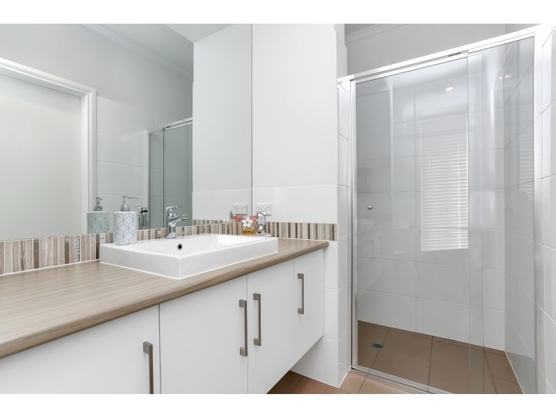 6 Burnlea parade, Blakeview SA 5114