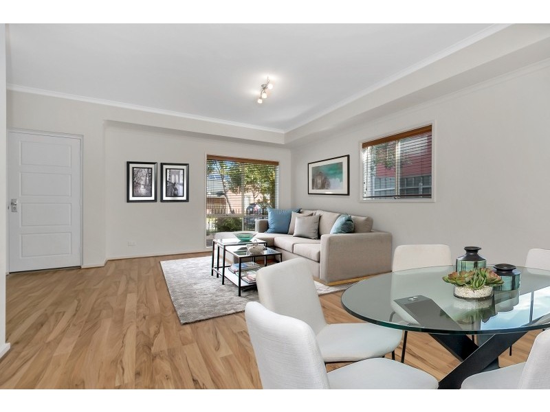 38 Mckinlay Ave, Gilles Plains SA 5086
