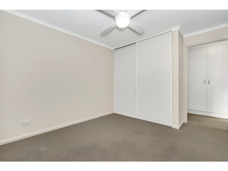 38 Mckinlay Ave, Gilles Plains SA 5086