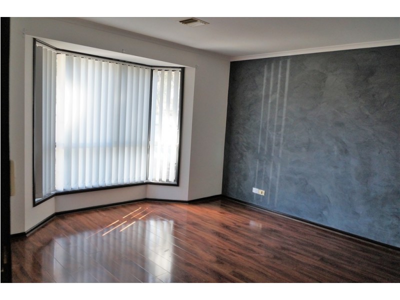 76 KESTERS ROAD, Para Hills West SA 5096