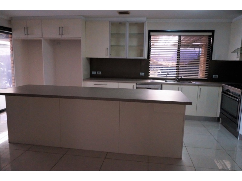 76 KESTERS ROAD, Para Hills West SA 5096