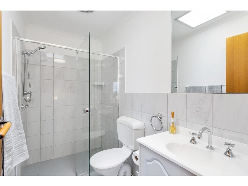 9 Viewpoint Court, Wynn Vale SA 5127