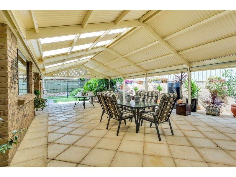 9 Viewpoint Court, Wynn Vale SA 5127