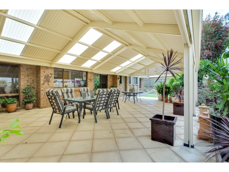 9 Viewpoint Court, Wynn Vale SA 5127