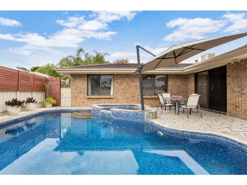 9 Viewpoint Court, Wynn Vale SA 5127