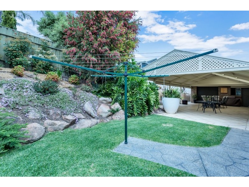 9 Viewpoint Court, Wynn Vale SA 5127