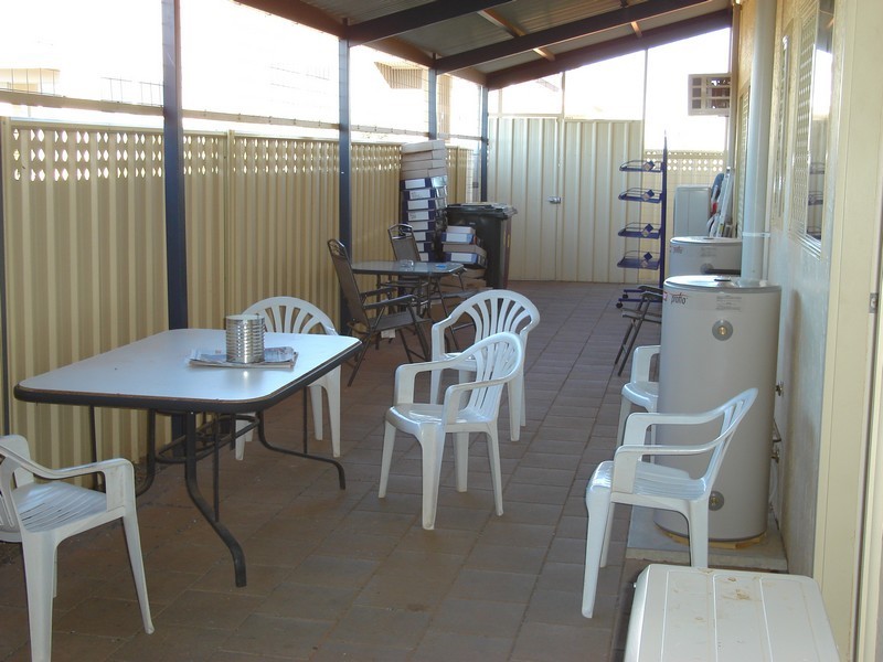 14 Tutop Street, Roxby Downs SA 5725