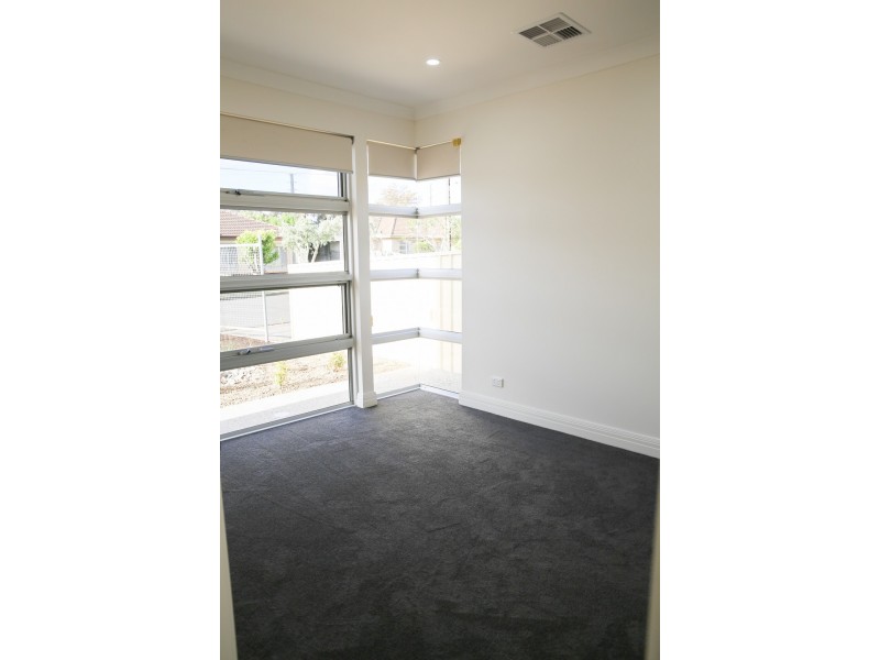 8A Facit Ave, Newton SA 5074