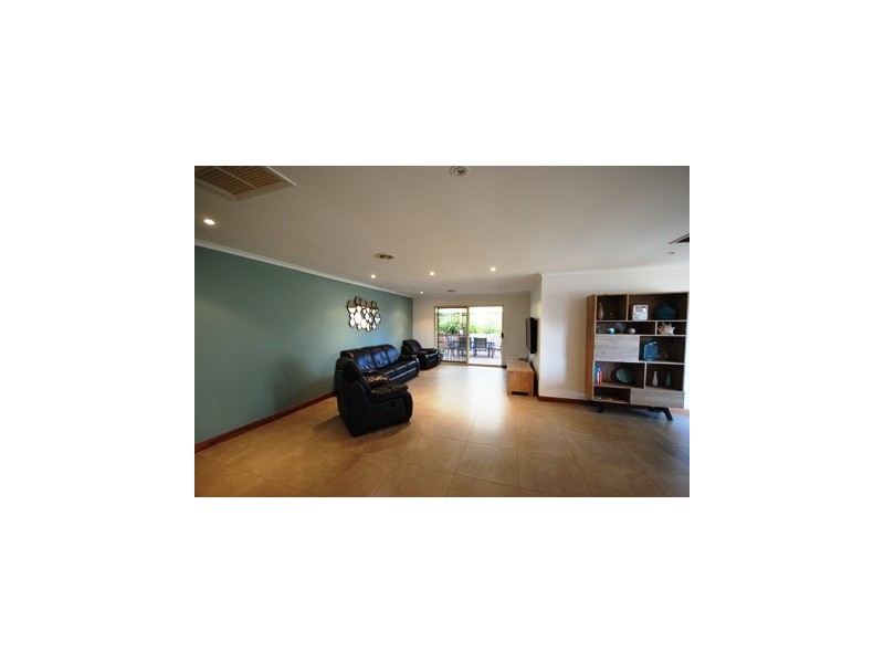 12 Huppatz Court, Wynn Vale SA 5127