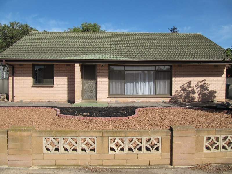 827 Military Road, North Haven SA 5018