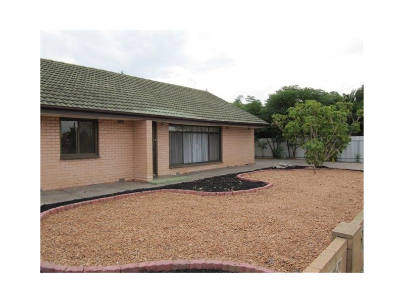 827 Military Road, North Haven SA 5018